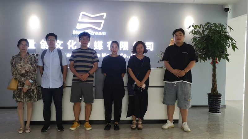 传媒公司如何拓展多元化客户渠道？**